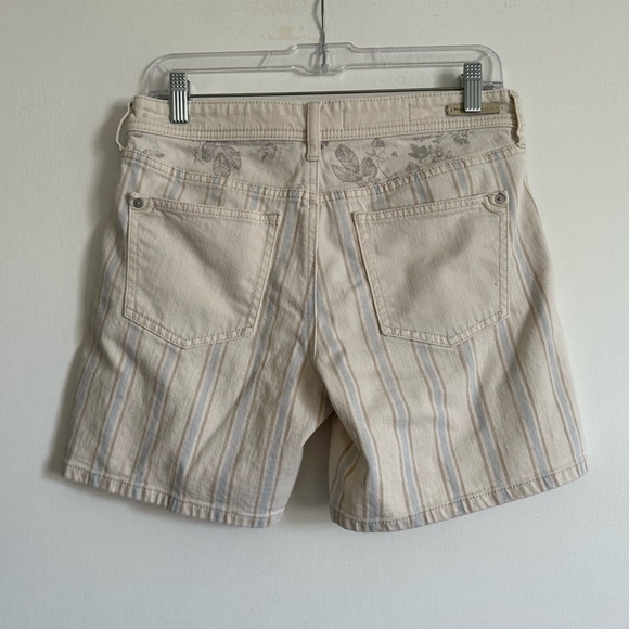 Anthropologie Pilcro High Rise Striped Slim Boyfriend Denim Jean Shorts Size 27 - Picture 7 of 13